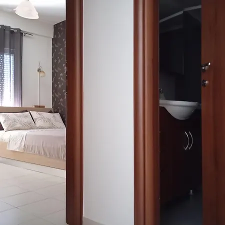 Openview On Metro Station - Easy Parking * Salonic