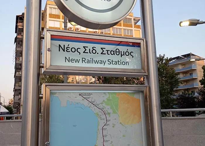 Openview On Metro Station - Easy Parking *